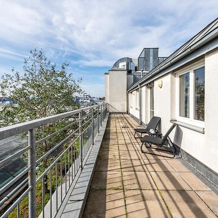 Bernhards Apartment Stadthalle - Klima & Terrasse Виена Екстериор снимка
