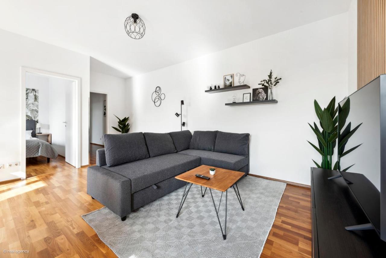 Bernhards Apartment Stadthalle - Klima & Terrasse Виена Екстериор снимка
