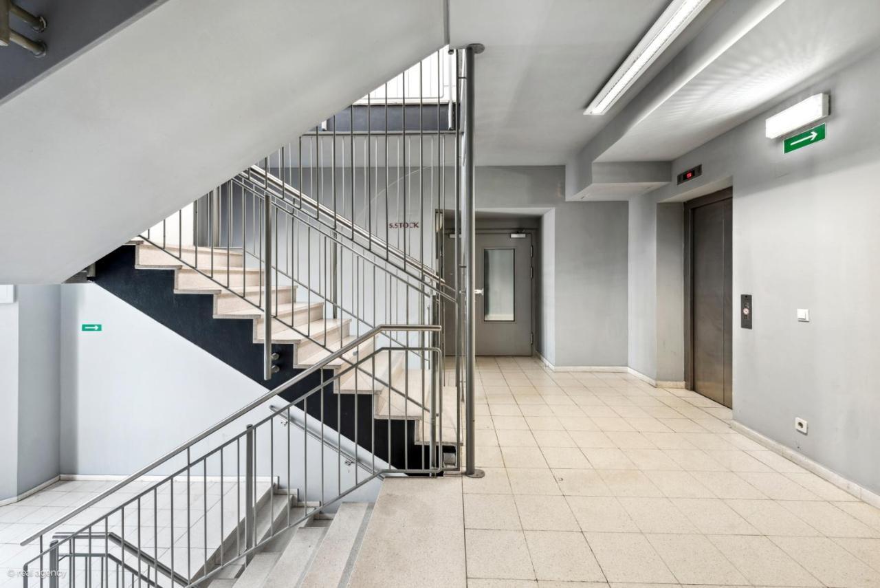 Bernhards Apartment Stadthalle - Klima & Terrasse Виена Екстериор снимка