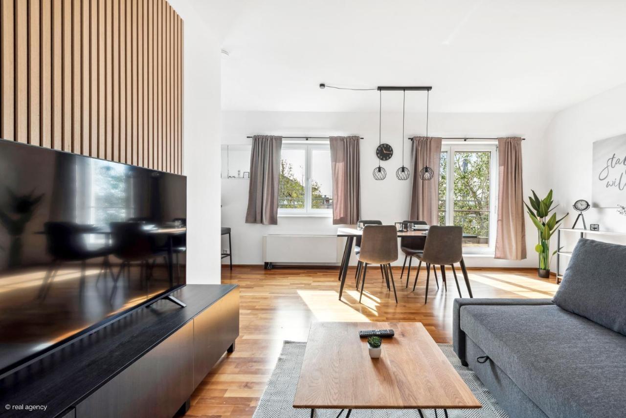 Bernhards Apartment Stadthalle - Klima & Terrasse Виена Екстериор снимка